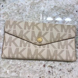Michael Kors Trifold Wallet